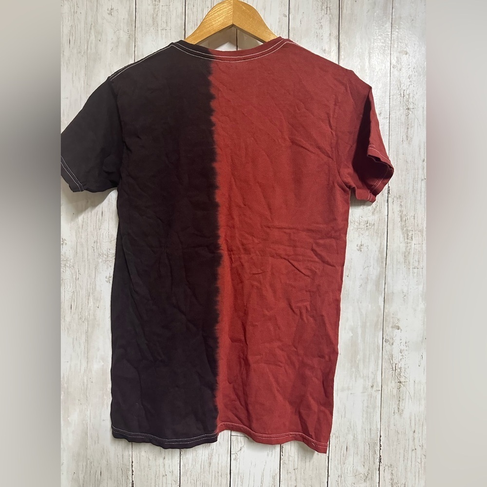 Naruto Two-Tone Graphic Tee - Red and Black Size Small - Picture 2 of 5